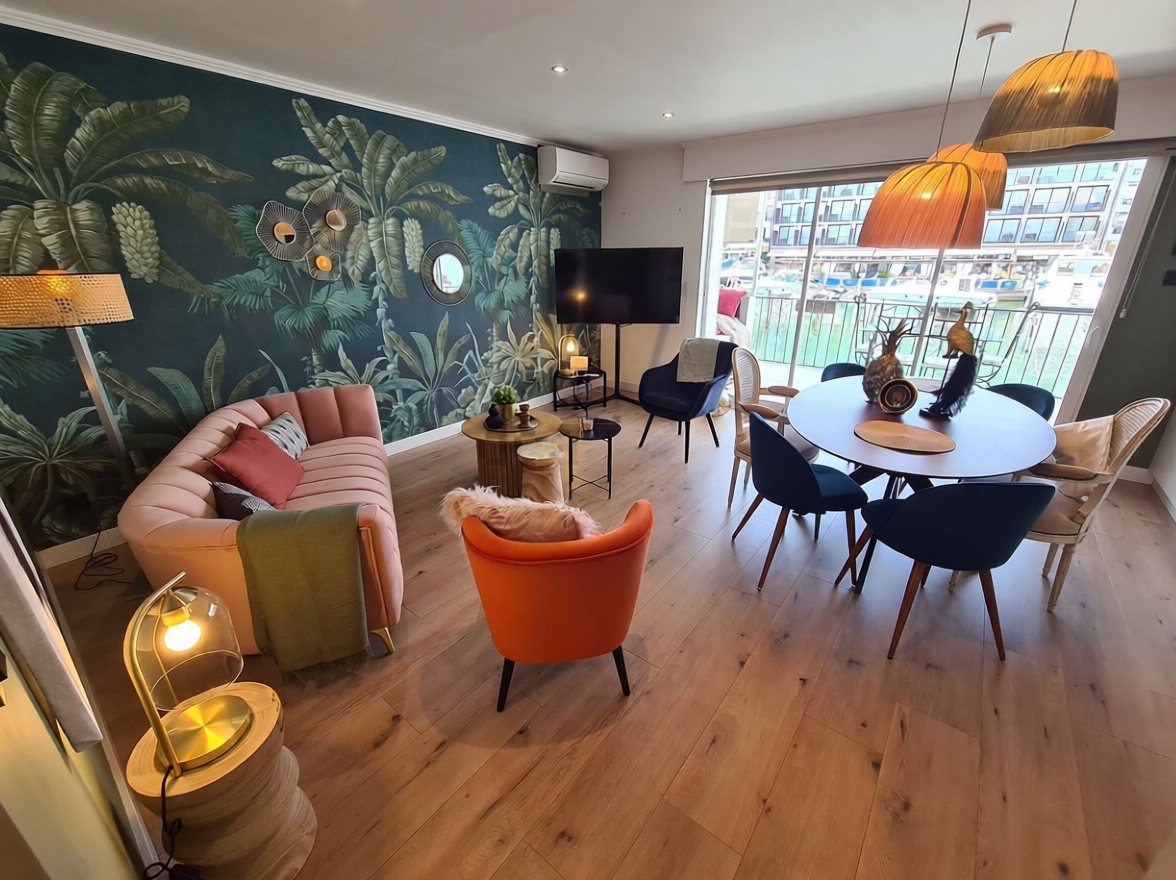 Appartement à vendre pieds dans l'eau à Empuriabrava — Séjour