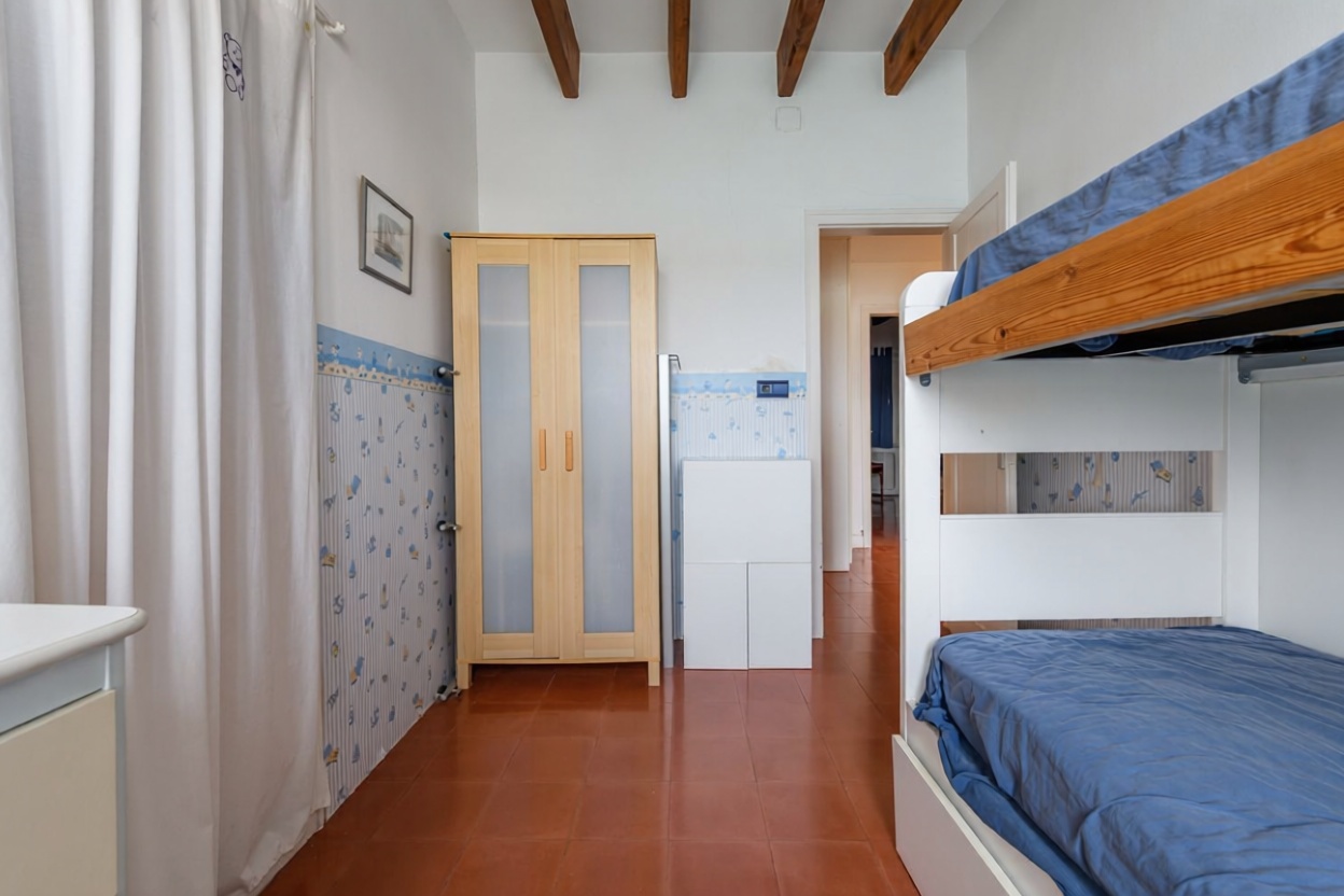 Chalet en venta con acceso directo a la playa en Cadaqués — Dormitorio