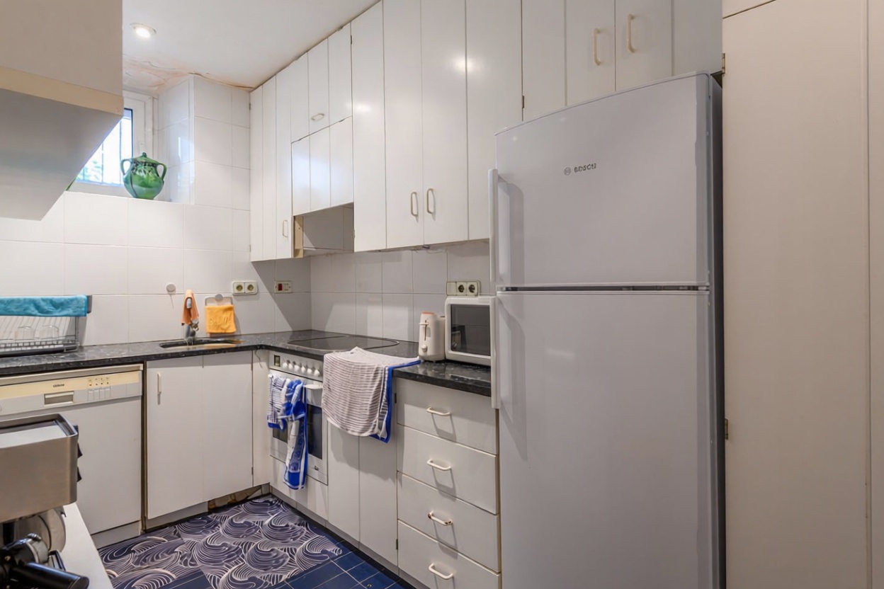 Chalet en venta con acceso directo a la playa en Cadaqués — Cocina