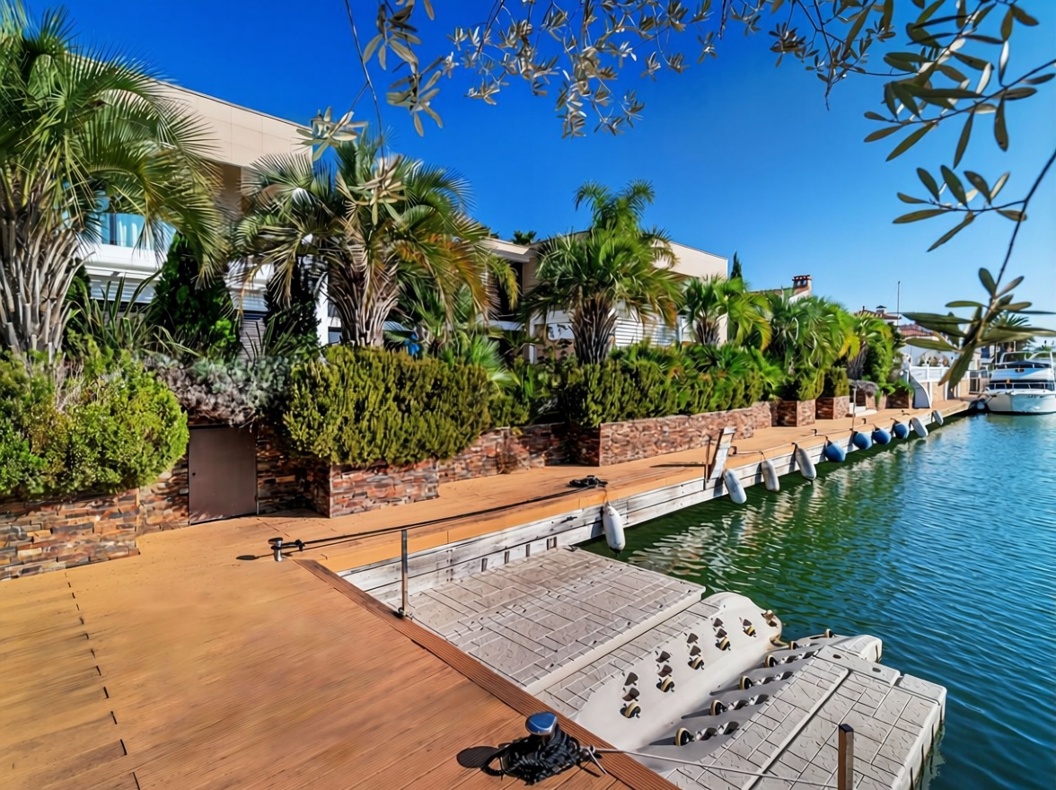 Chalet à vendre avec accès direct à la plage à Santa Margalida — Vue mer