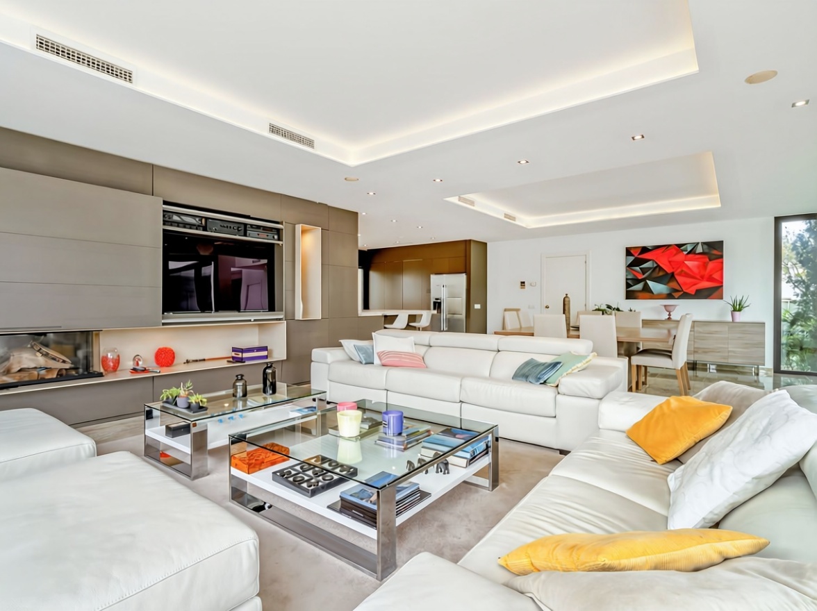 Chalet à vendre avec accès direct à la plage à Santa Margalida — Séjour