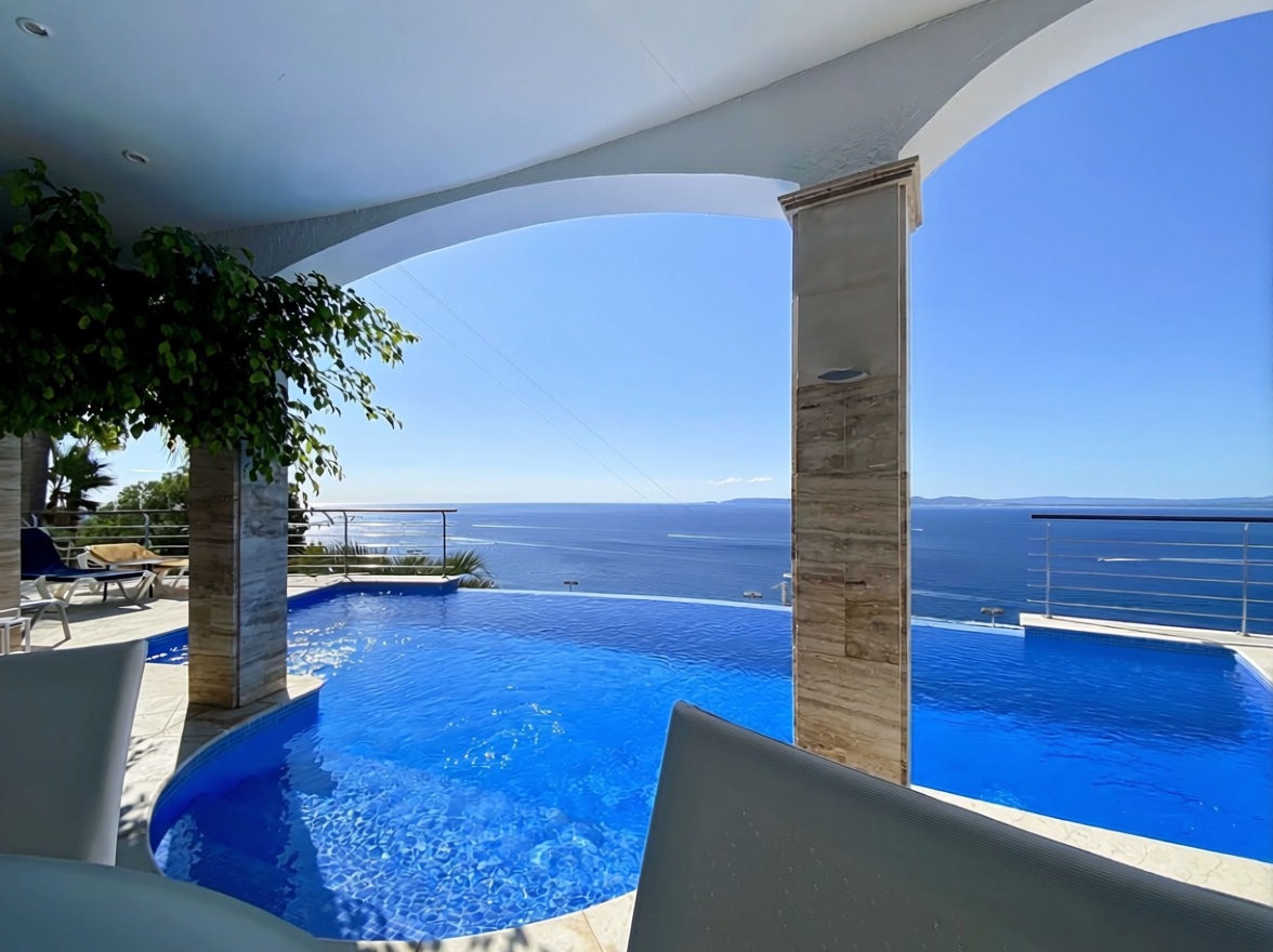 Chalet zum Verkauf mit direktem Strandzugang in Roses — Meerterrasse