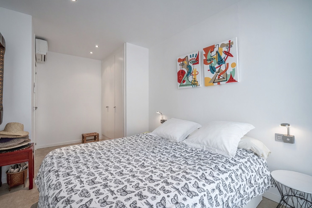 Apartamento à venda pé na areia em Roses — Quarto