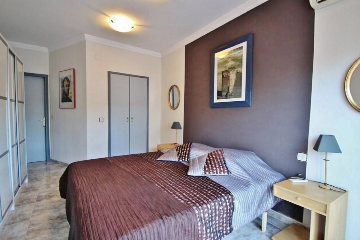 Chalet à vendre avec accès direct à la plage à Santa Margalida — Chambre