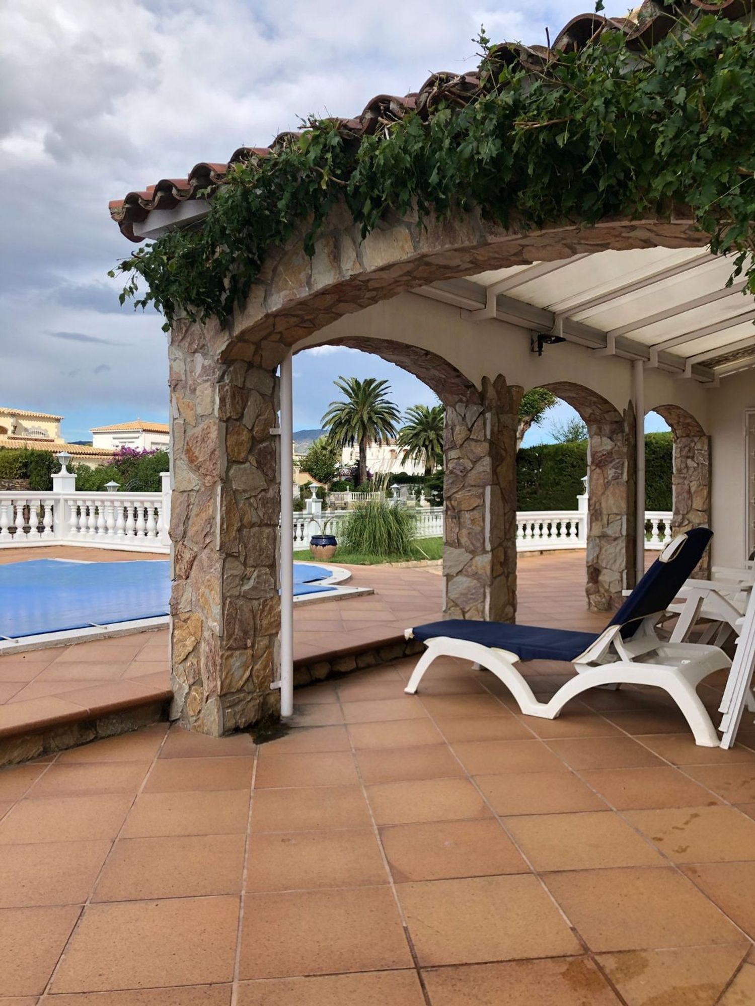 Chalet en venta con acceso directo a la playa en Empuriabrava