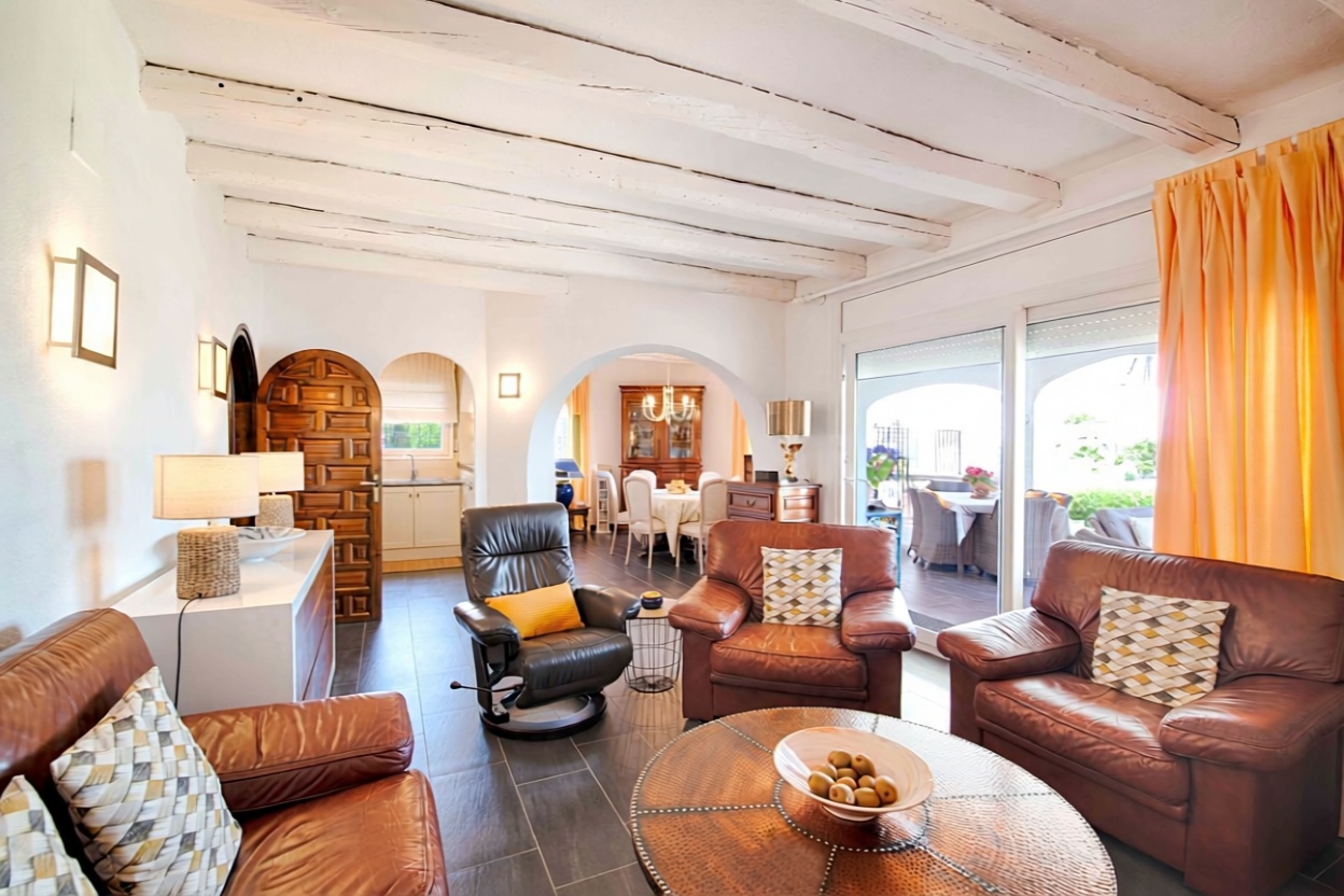 Chalet zum Verkauf mit direktem Strandzugang in Empuriabrava — Küche