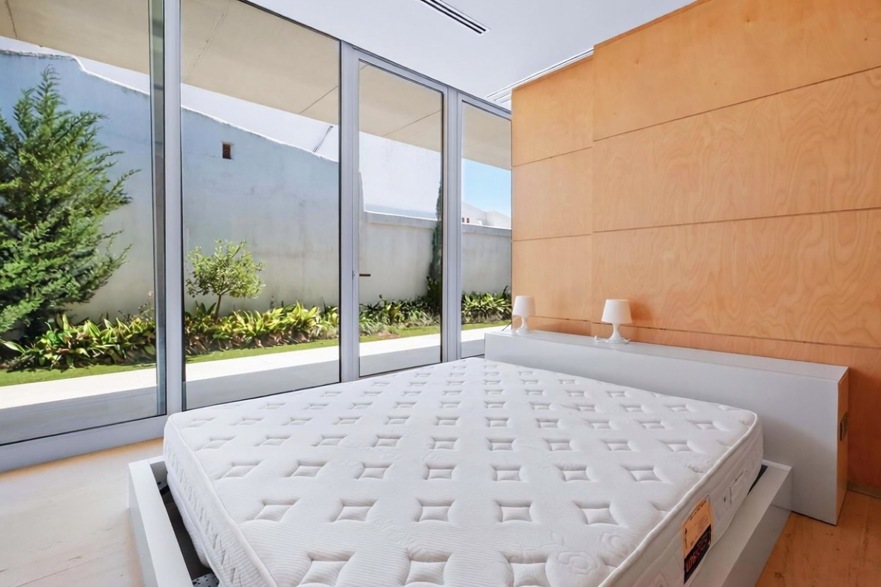Chalet zum Verkauf mit direktem Strandzugang in Empuriabrava — Schlafzimmer
