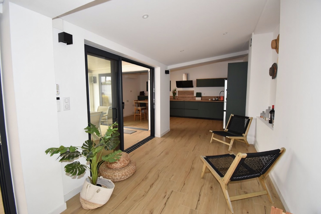 Chalet zum Verkauf mit direktem Strandzugang in Empuriabrava — Schlafzimmer