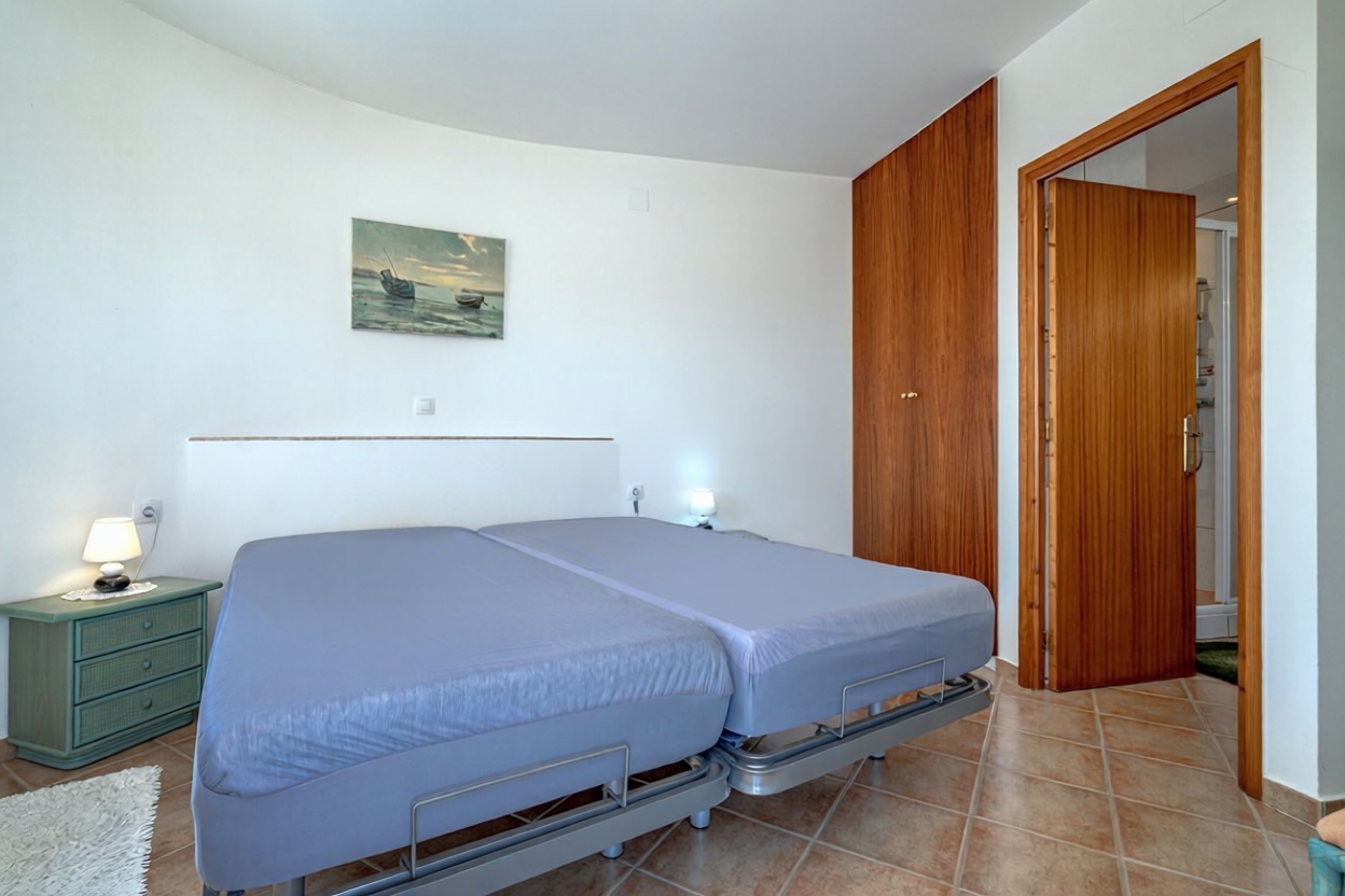Chalé à venda com acesso direto à praia em Empuriabrava — Quarto