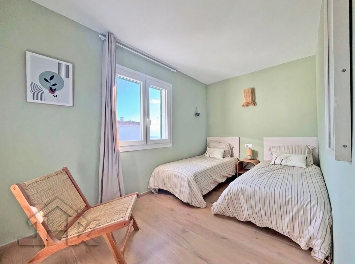 Chalet en venta con acceso directo a la playa en Empuriabrava