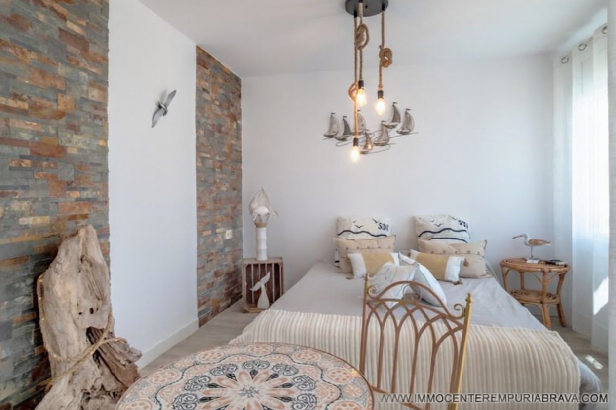 Chalet zum Verkauf mit direktem Strandzugang in Empuriabrava — Schlafzimmer