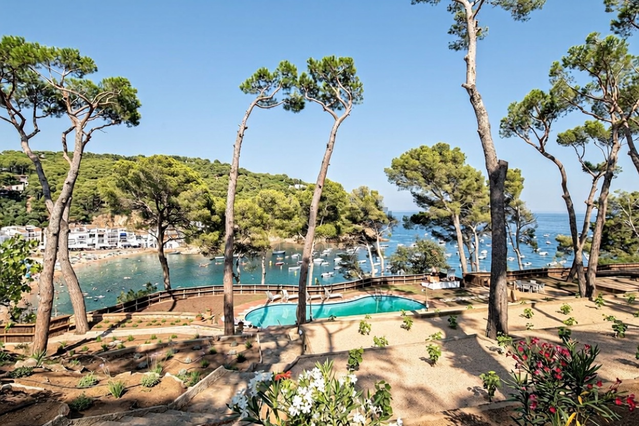 Chalet zum Verkauf mit direktem Strandzugang in Palafrugell — Meerblick
