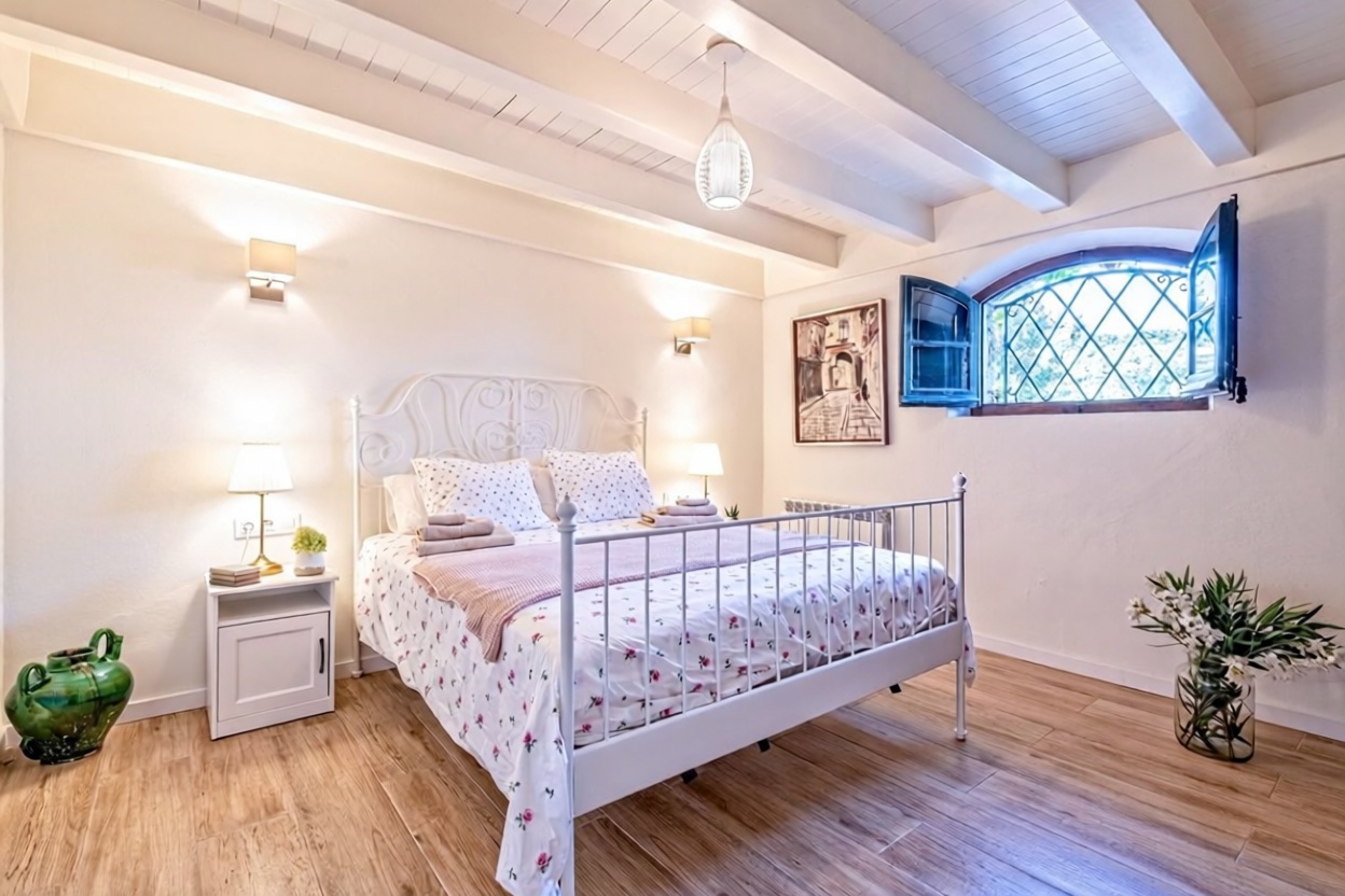 Chalet zum Verkauf mit direktem Strandzugang in Palafrugell — Schlafzimmer