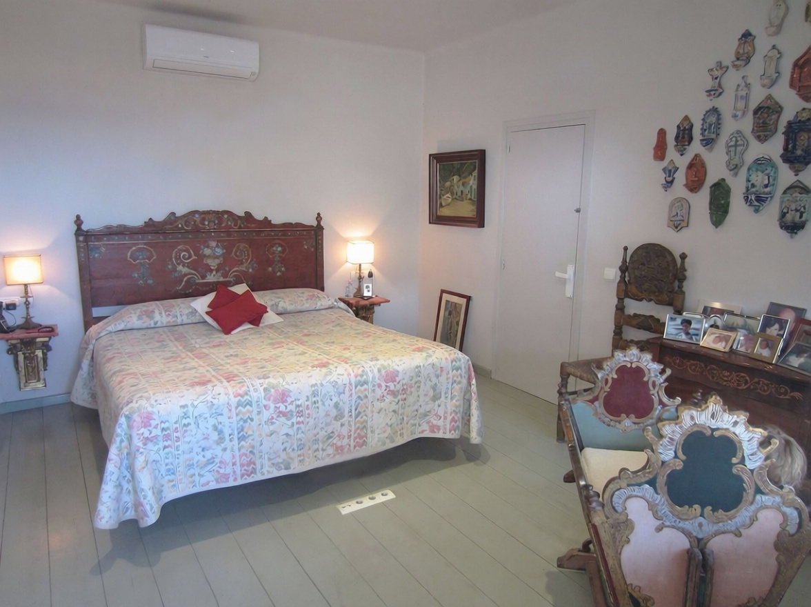 Chalé à venda com acesso direto à praia em Palamós — Quarto