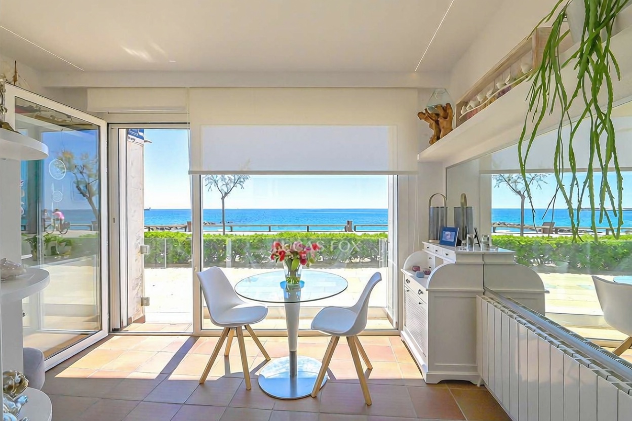 Wohnung zum Verkauf in direkter Strandlage in Sant Antoni de Calonge