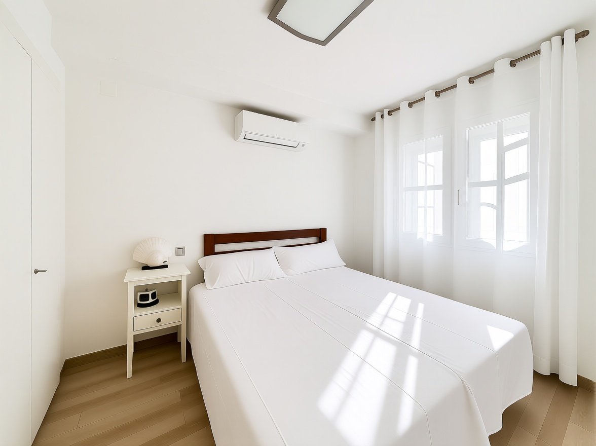 Chalet à vendre avec accès direct à la plage à Castell-Platja d'Aro — Chambre