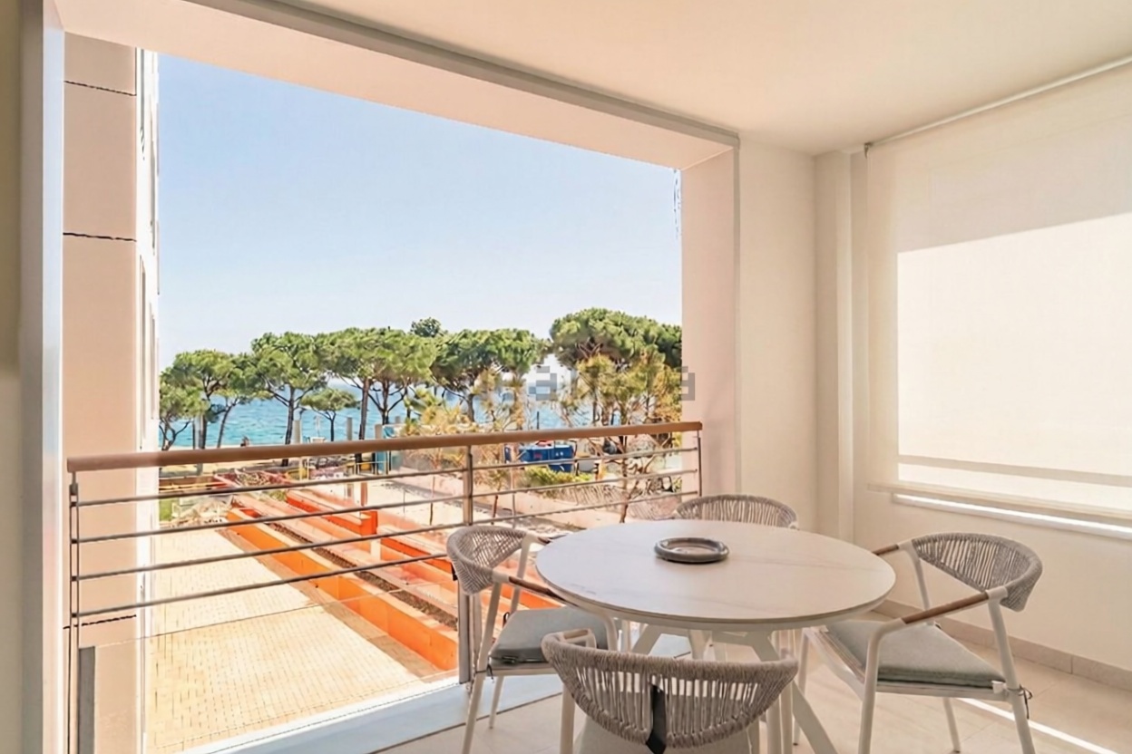 Appartement à vendre pieds dans l'eau à Castell-Platja d'Aro