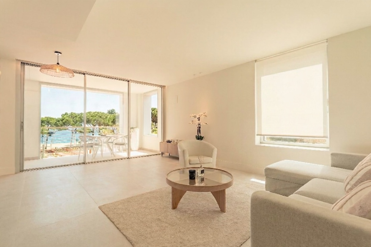 Appartement à vendre pieds dans l'eau à Castell-Platja d'Aro — Séjour