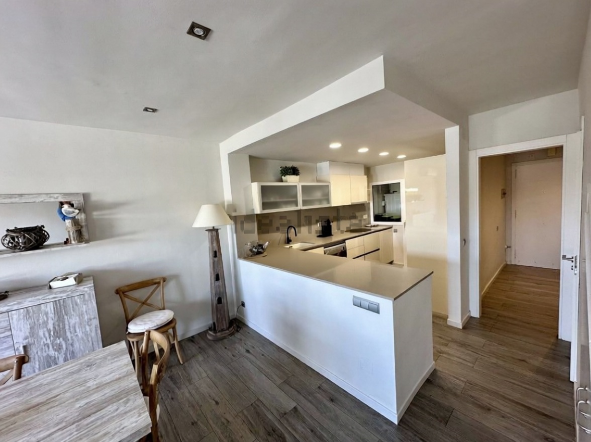 Chalet à vendre avec accès direct à la plage à Castell-Platja d'Aro — Cuisine