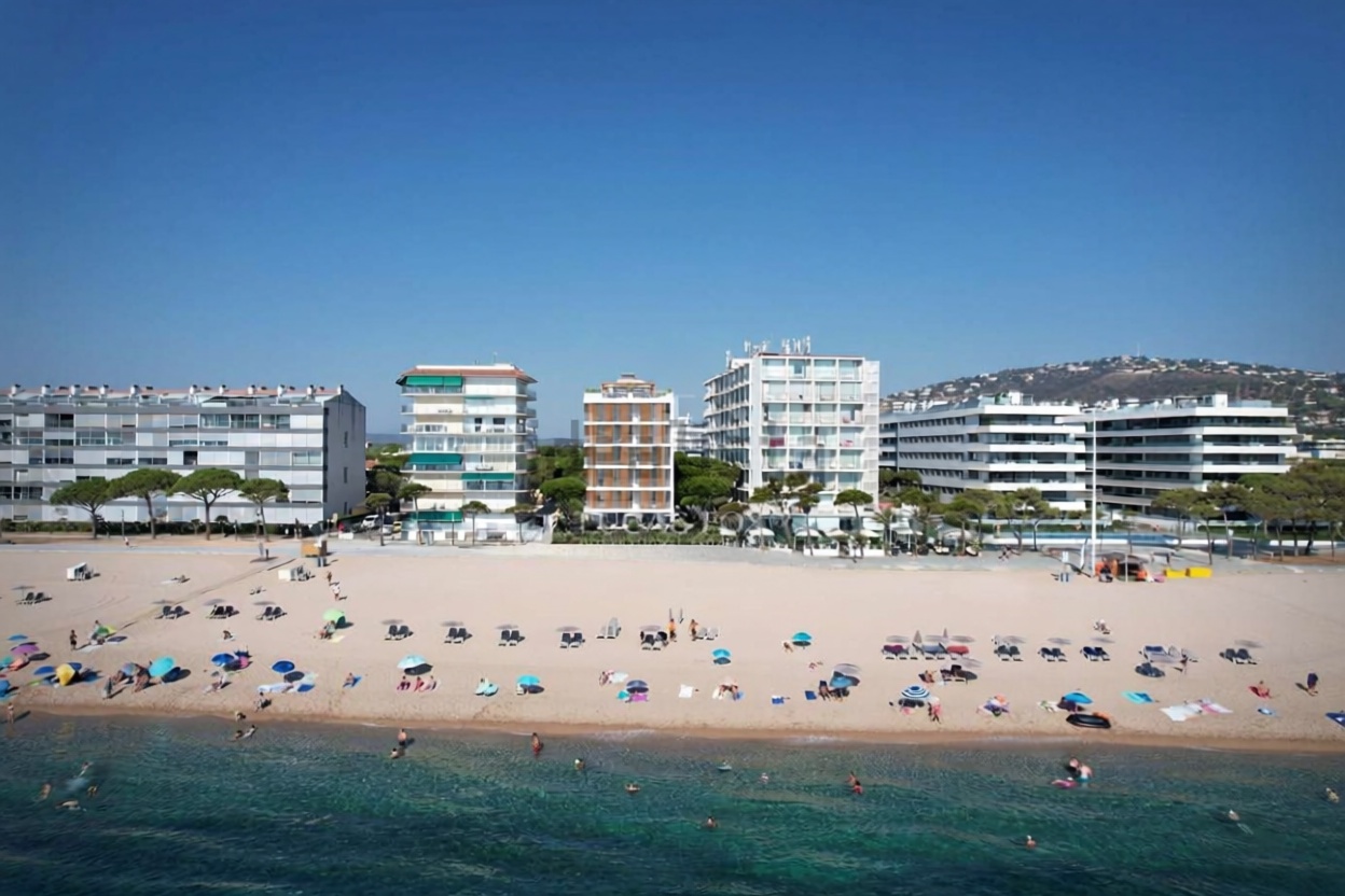 Appartement à vendre pieds dans l'eau à Castell-Platja d'Aro — Vue mer