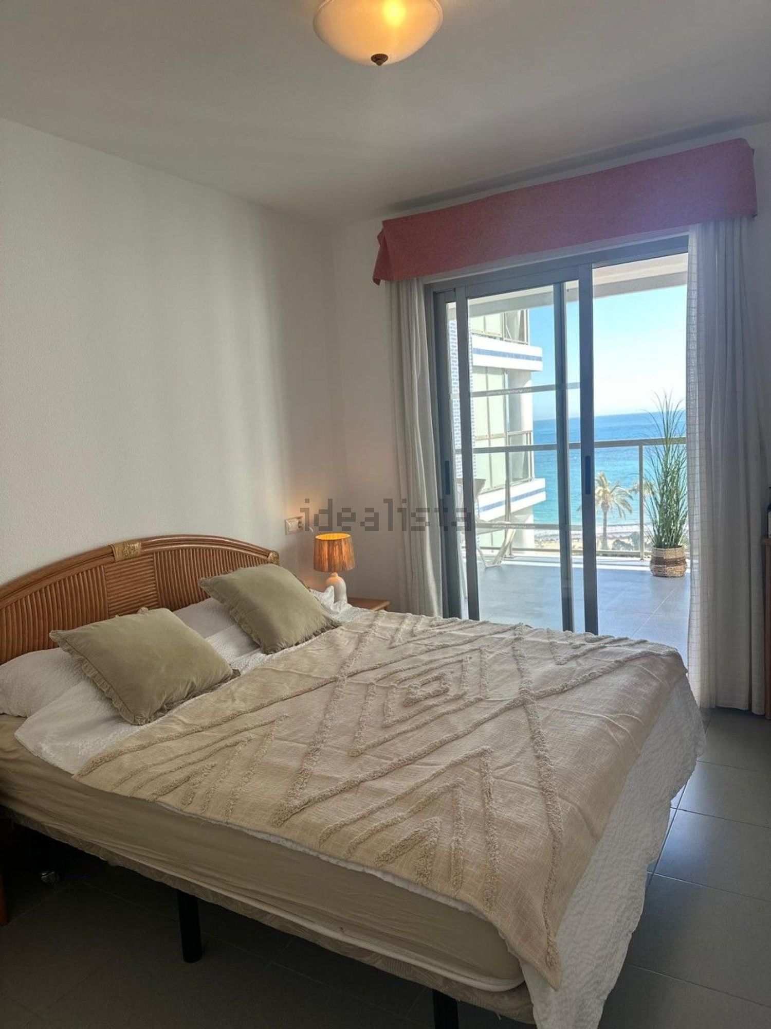 Квартира первая линия пляжа в Calpe — Спальня