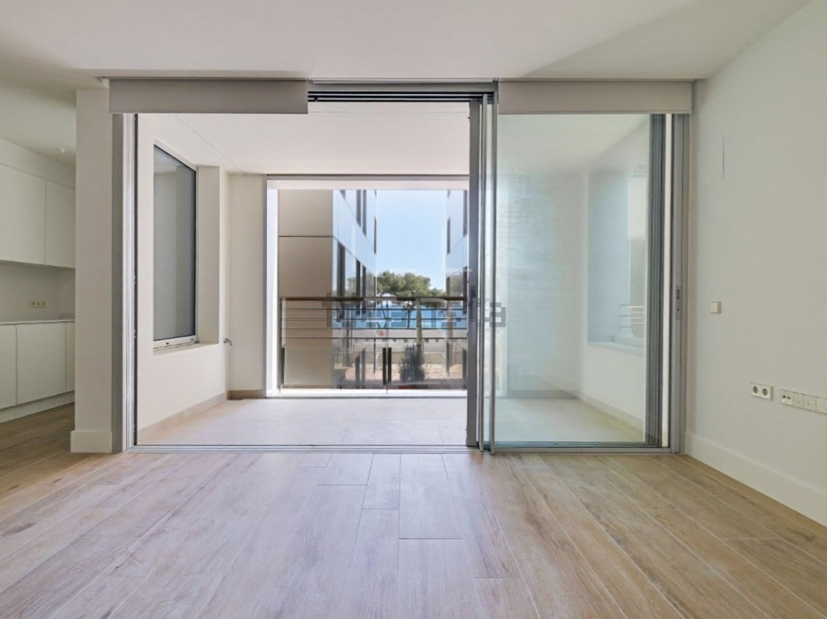 Квартира на продажу на первой линии пляжа в Castell-Platja d'Aro