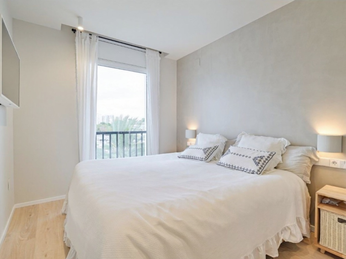 Квартира на продажу на первой линии пляжа в Castell-Platja d'Aro — Спальня