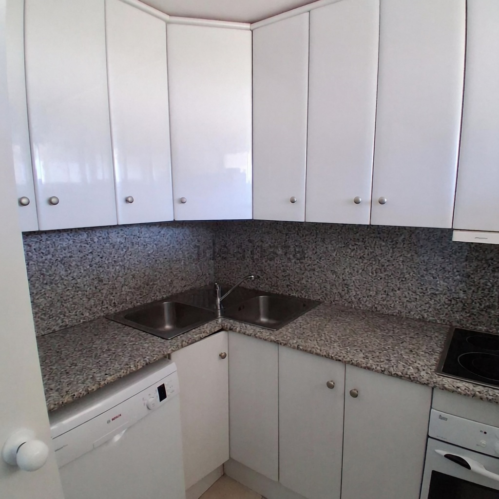 Дуплекс на продажу на первой линии пляжа в Castell-Platja d'Aro — Кухня