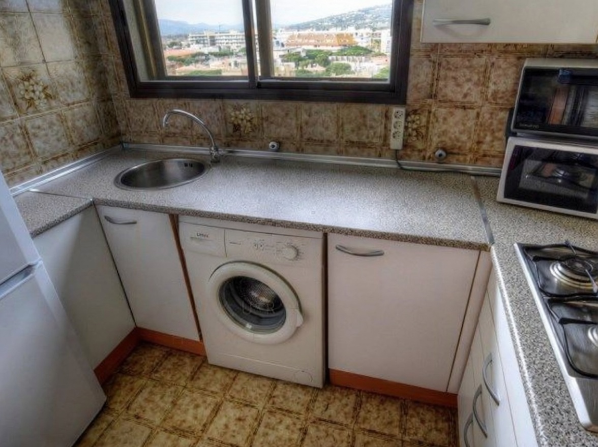 Квартира на продажу на первой линии пляжа в Castell-Platja d'Aro — Кухня