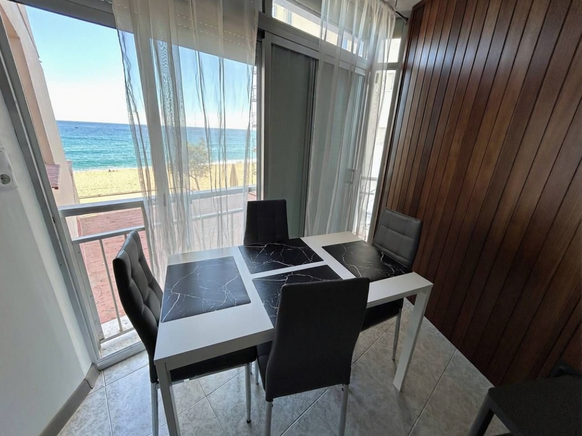 Квартира на продажу на первой линии пляжа в Castell-Platja d'Aro — Морская терраса