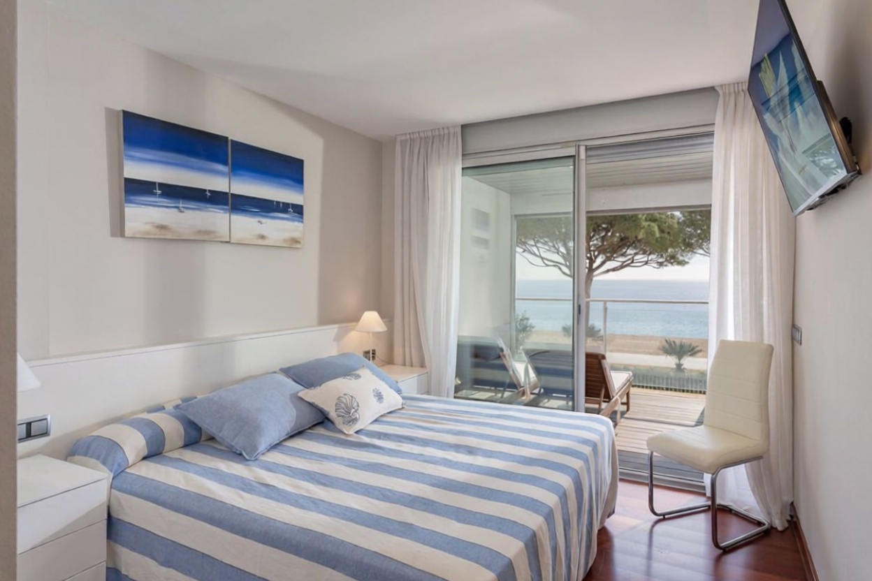 Appartement à vendre pieds dans l'eau à Castell-Platja d'Aro — Chambre