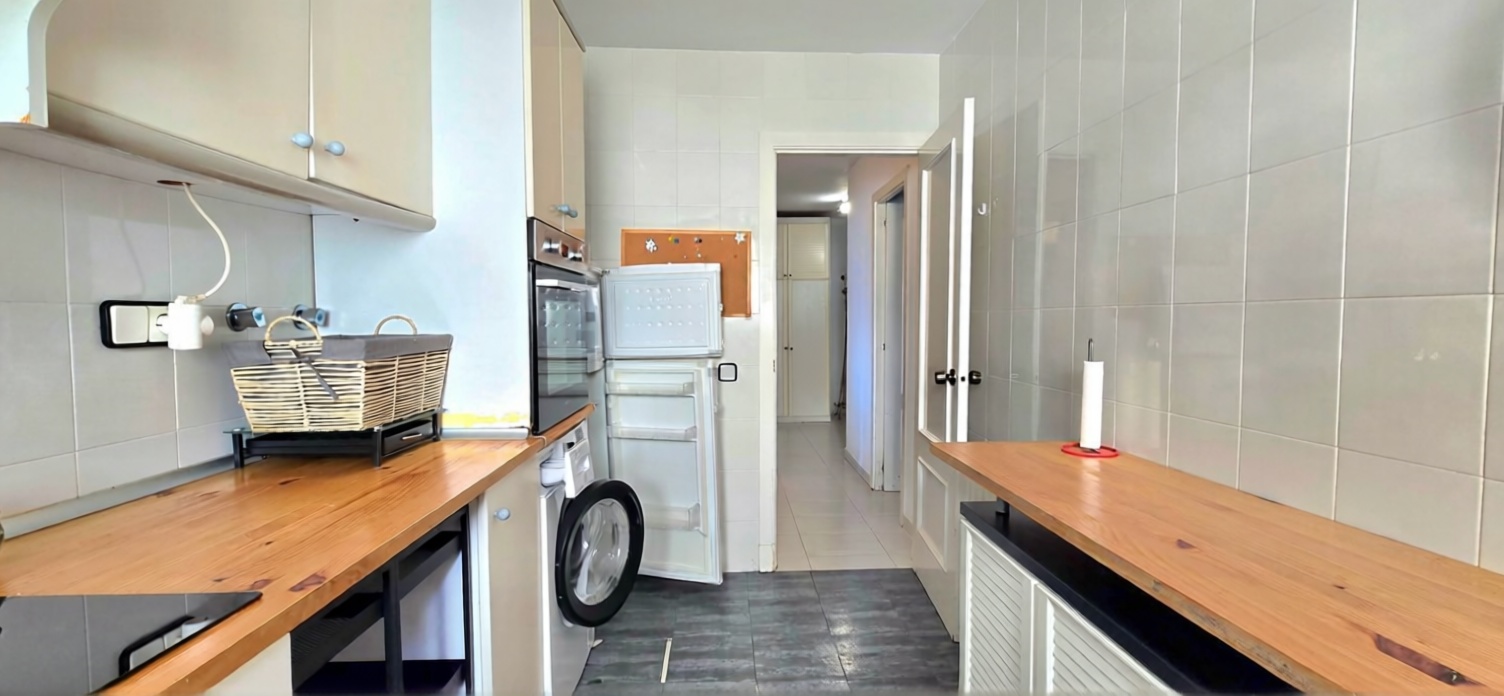 Квартира на продажу на первой линии пляжа в Sant Feliu de Guíxols — Кухня