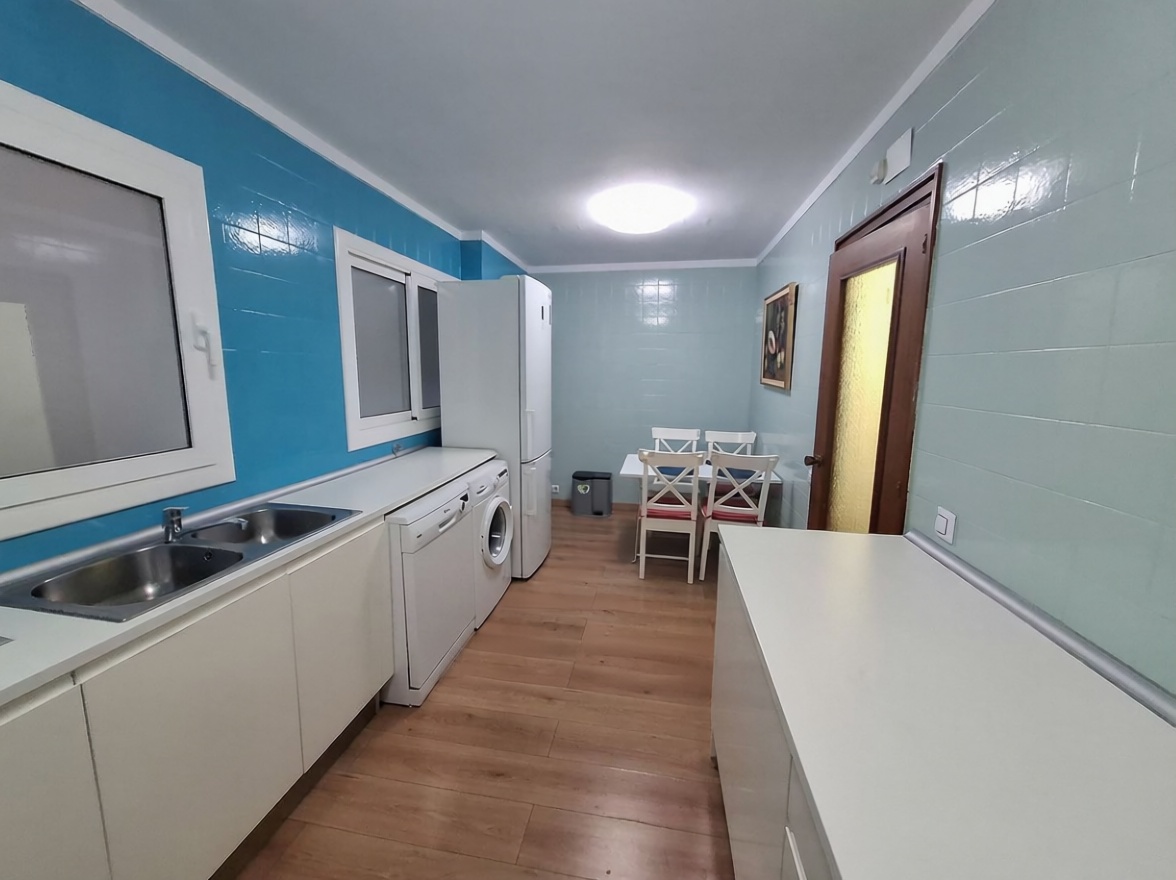 Квартира на продажу на первой линии пляжа в Lloret de Mar — Спальня