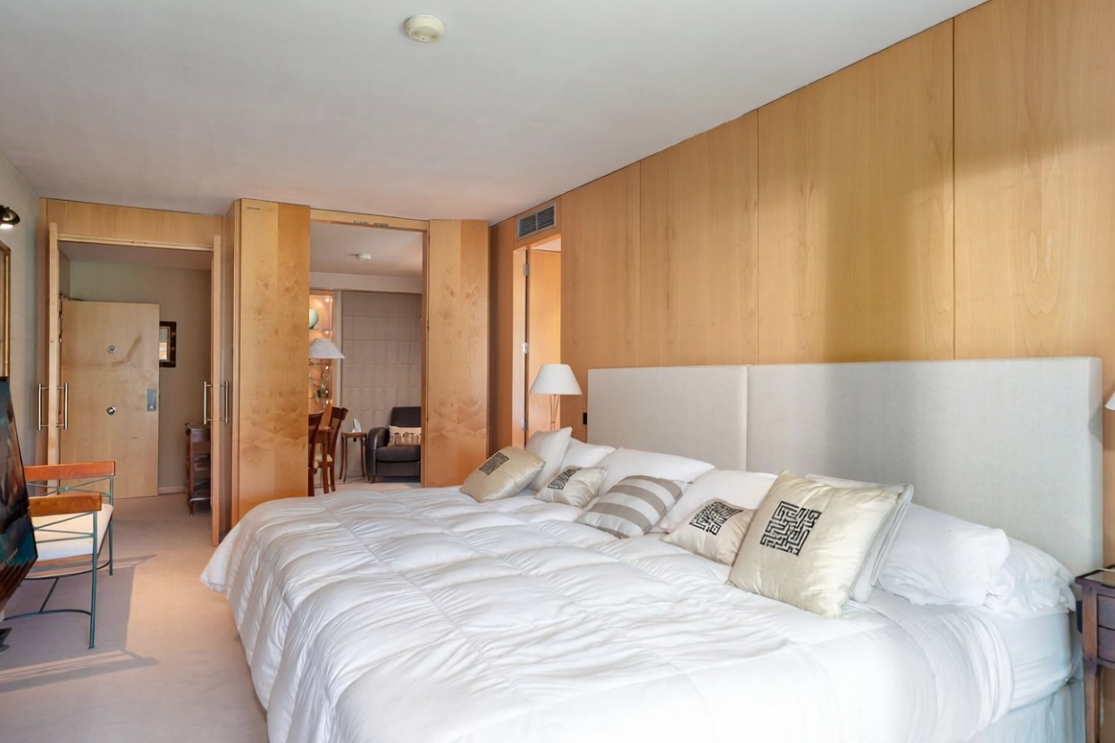 Wohnung zum Verkauf in direkter Strandlage in Lloret de Mar — Schlafzimmer