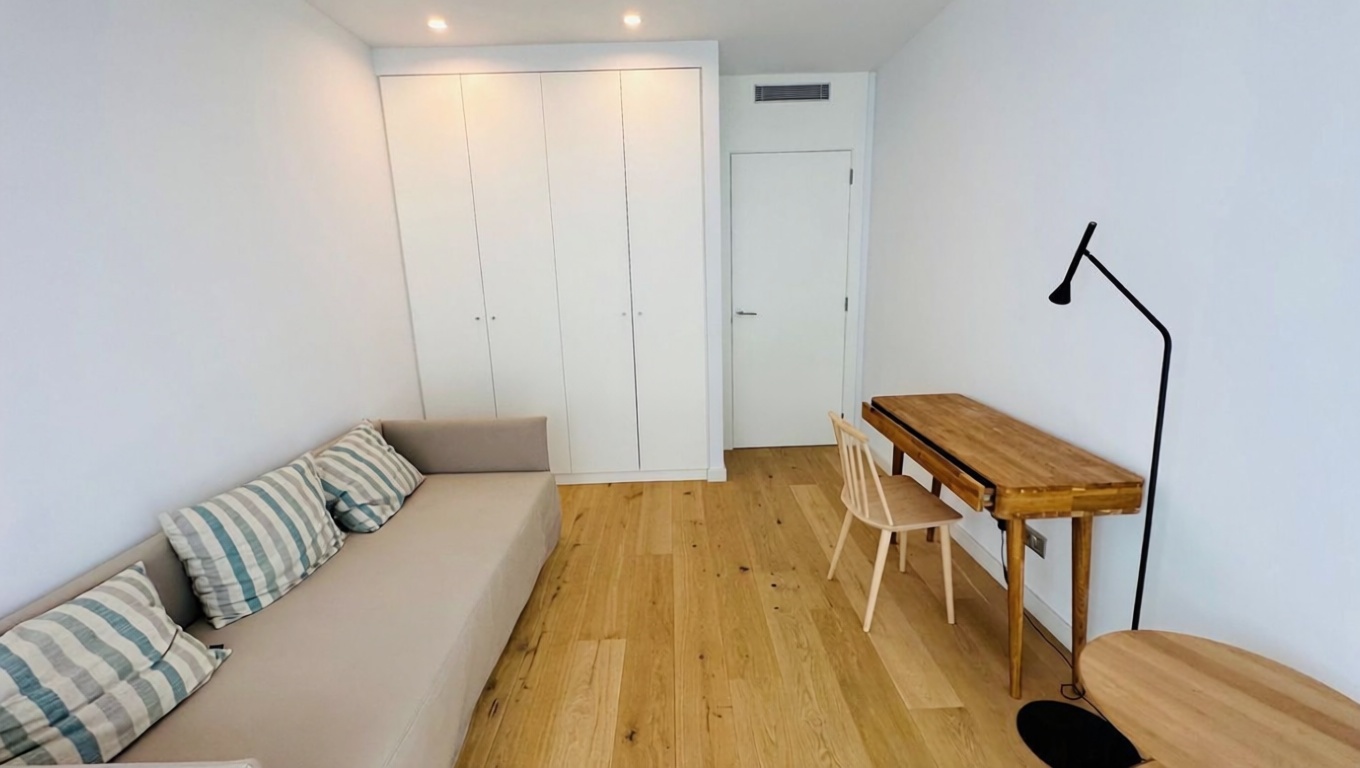 Piso en venta en primera línea de playa en Lloret de Mar — Baño