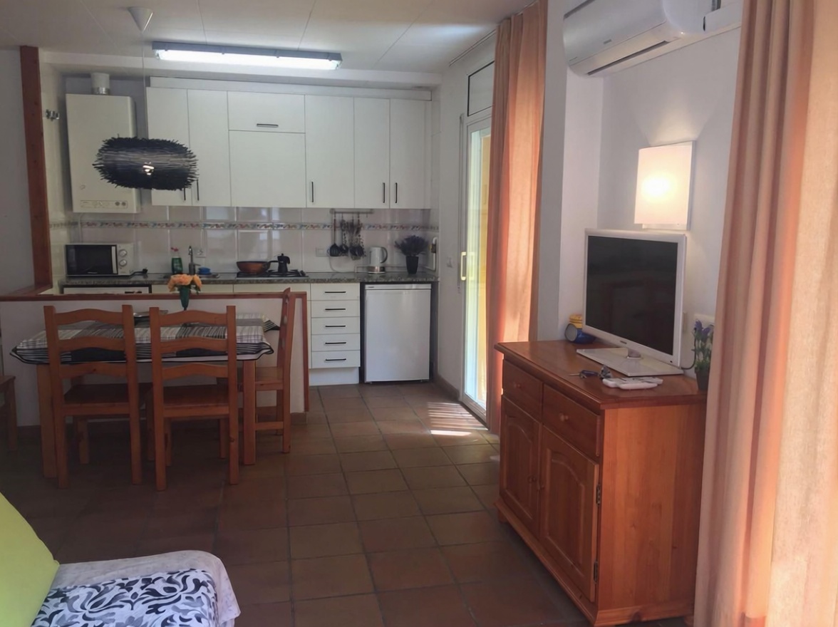 Wohnung zum Verkauf in direkter Strandlage in Lloret de Mar — Küche