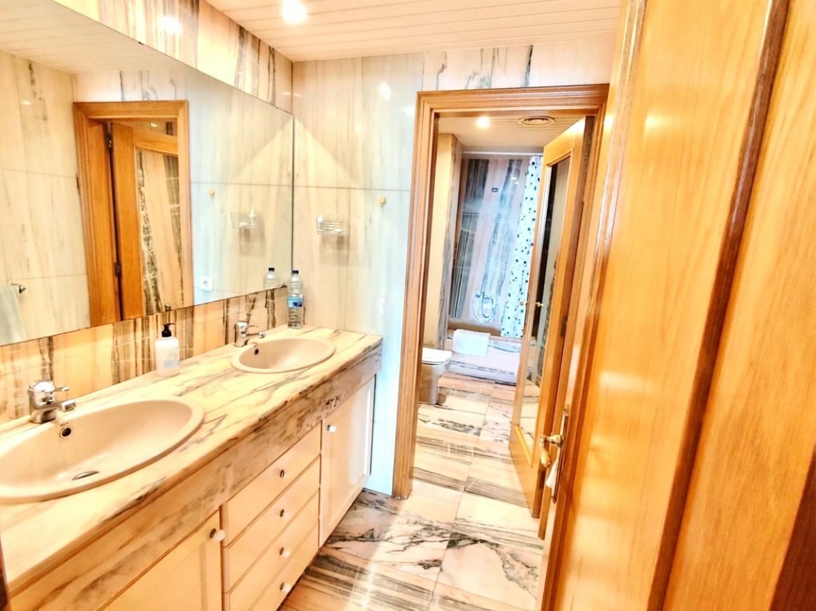 Appartement à vendre pieds dans l'eau à Lloret de Mar — Sanitaires