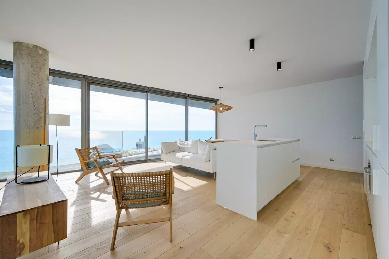Квартира на продажу на первой линии пляжа в Lloret de Mar — Морская терраса