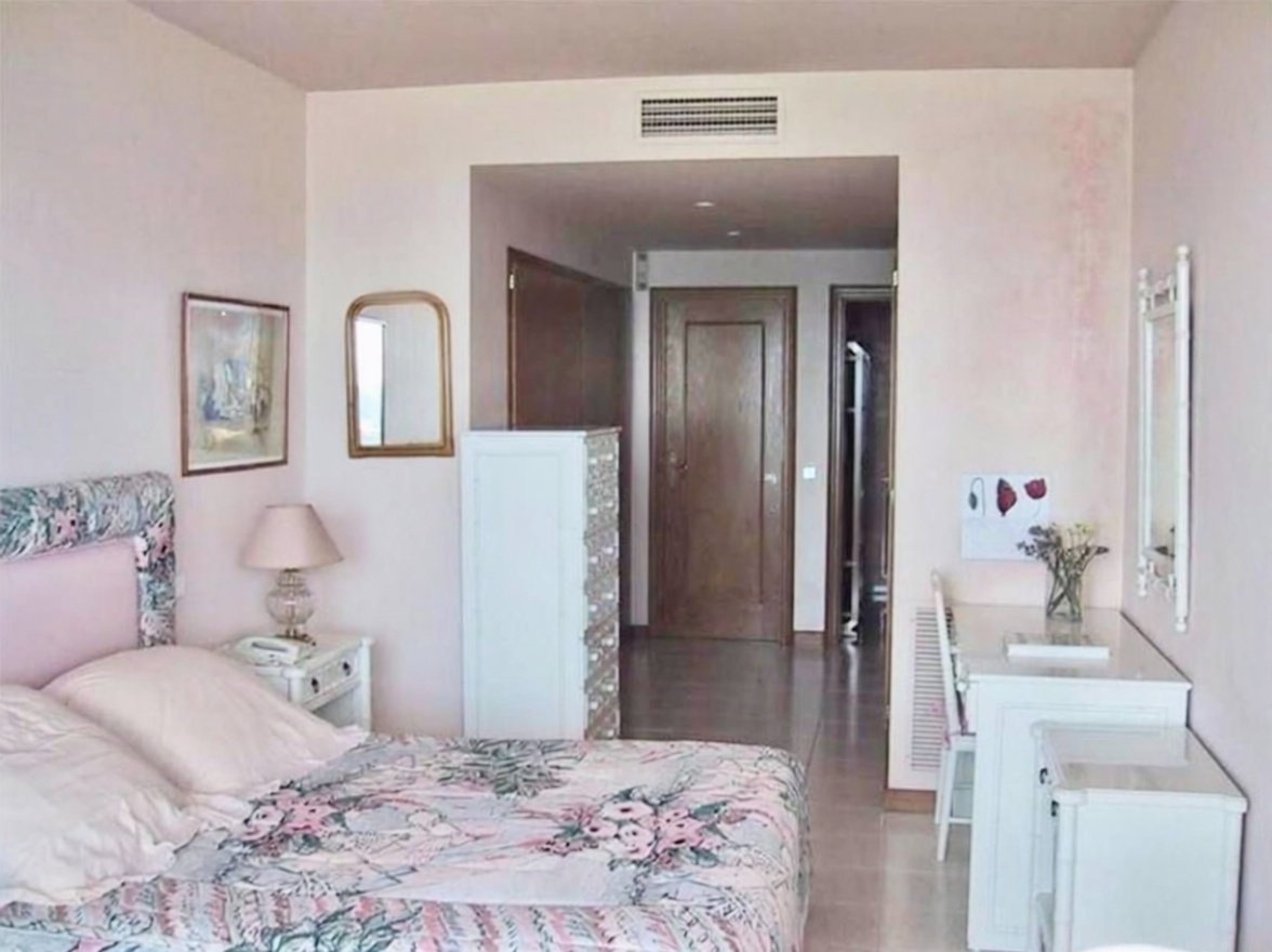 Квартира на продажу на первой линии пляжа в Lloret de Mar — Спальня