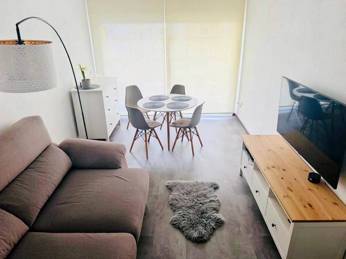 Wohnung in erste Strandlinie in Blanes — Wohnzimmer