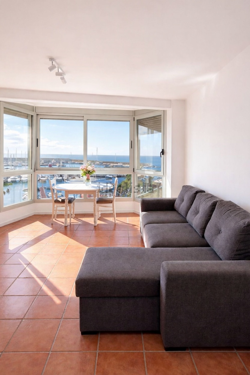 Wohnung in erste Strandlinie in Blanes — Wohnzimmer