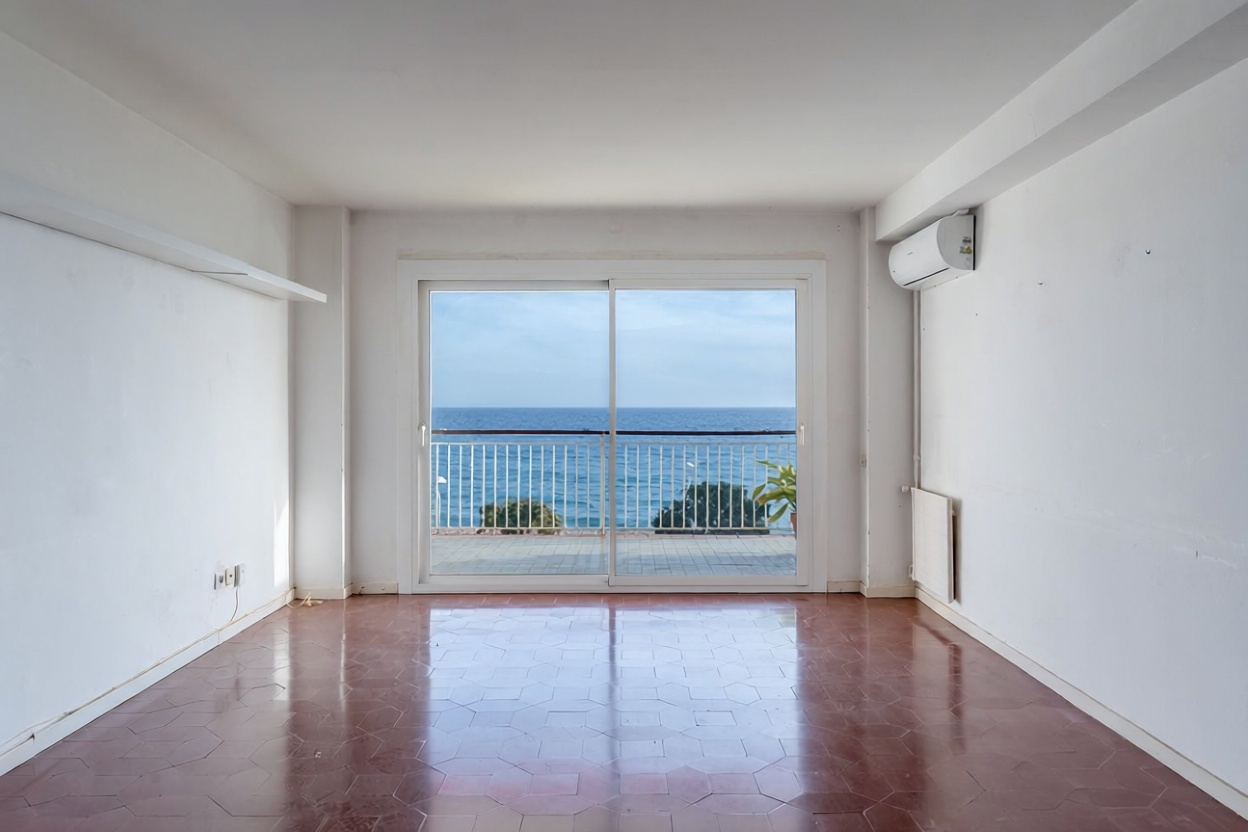 Wohnung zum Verkauf in direkter Strandlage in Sant Vicenç de Montalt — Wohnzimmer