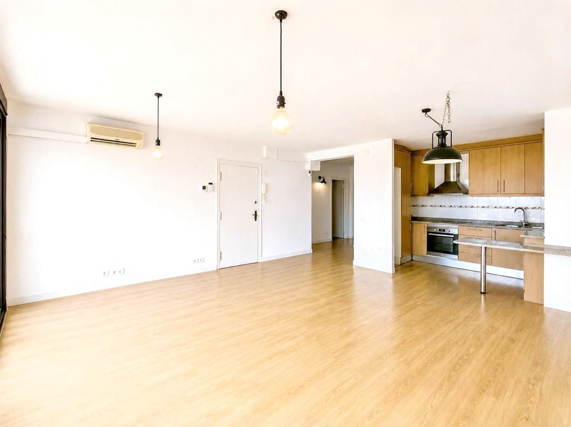 Wohnung zum Verkauf in direkter Strandlage in Mataró — Küche
