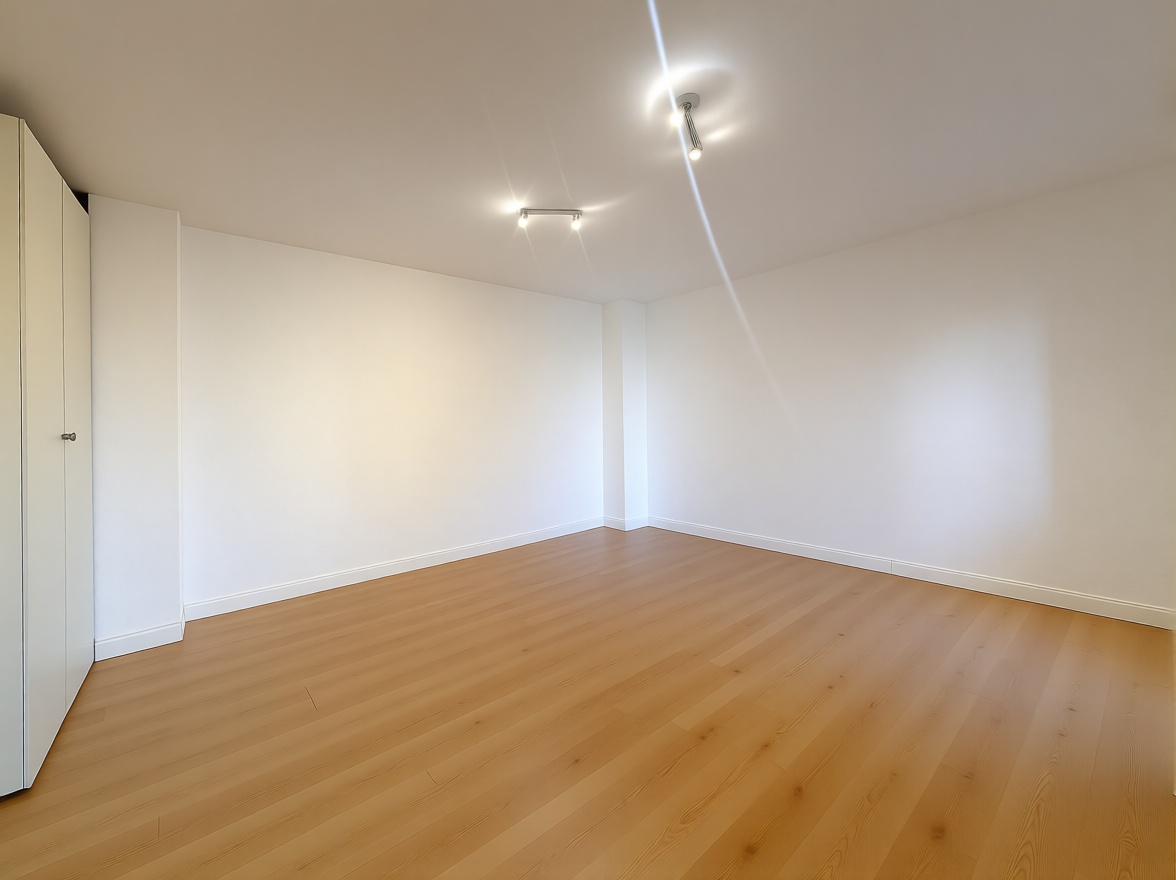 Piso en venta en primera línea de playa en Mataró — Dormitorio