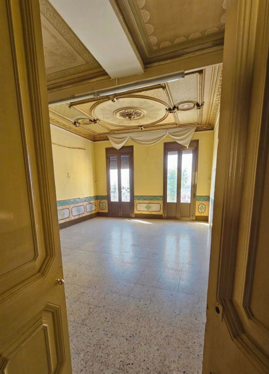 Chalé à venda com acesso direto à praia em El Masnou — Sala