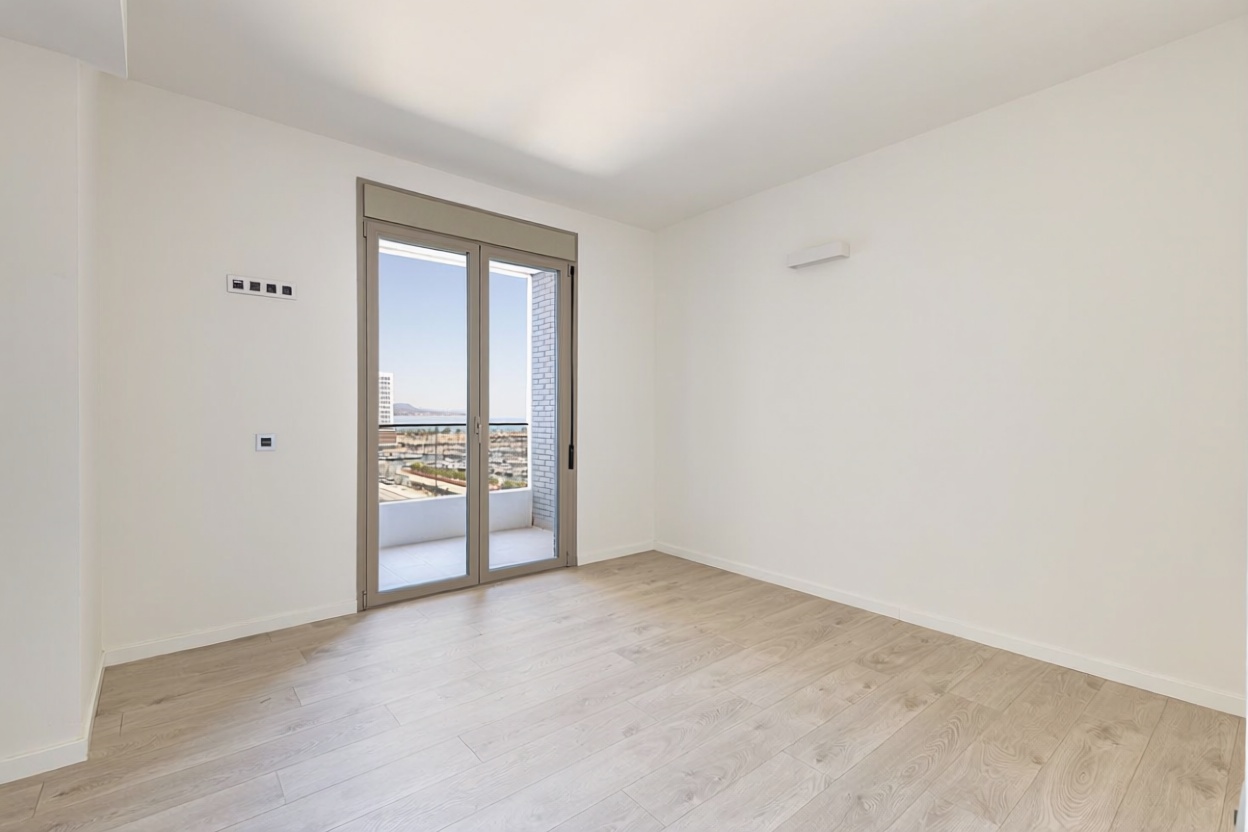 Apartamento à venda pé na areia em Badalona — Quarto