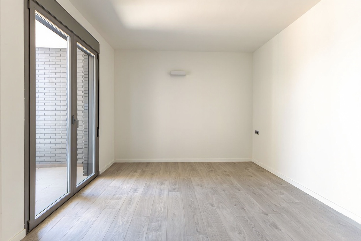 Apartamento à venda pé na areia em Badalona — Quarto