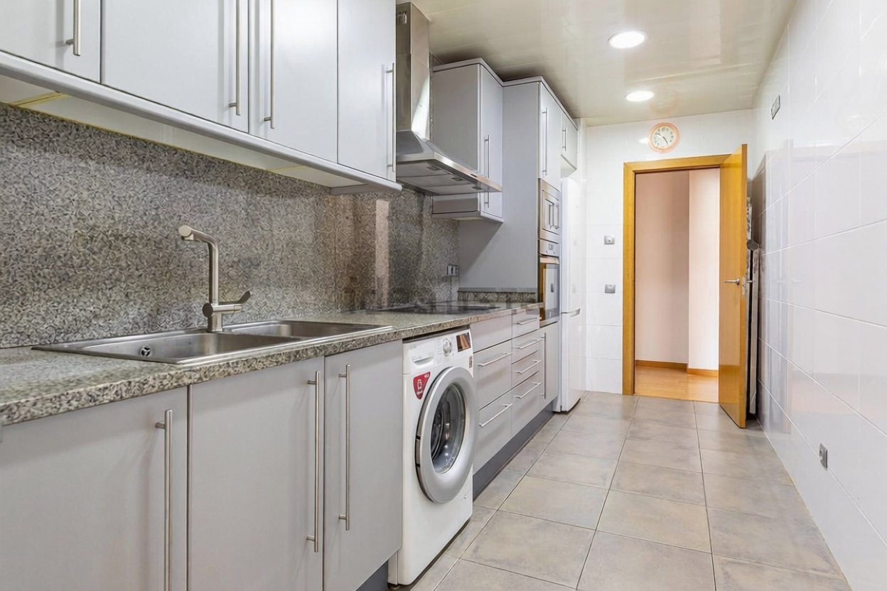 Apartamento à venda pé na areia em Badalona — Casa banho