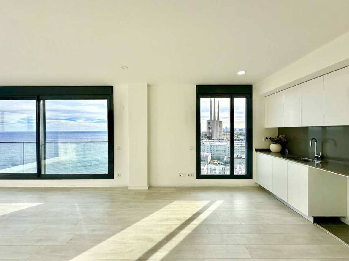Attic for sale seafront in Badalona — Kitchen