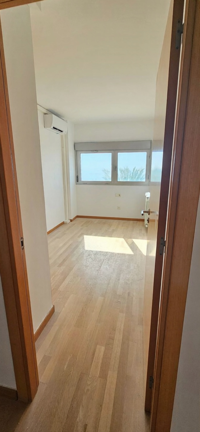 Duplex in erste Strandlinie in Badalona — Schlafzimmer